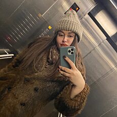 Настя, 30, Омск