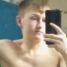 Миша, 21, Оренбург