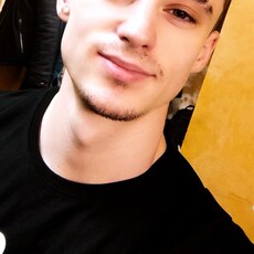 Платон, 25, Новоульяновск
