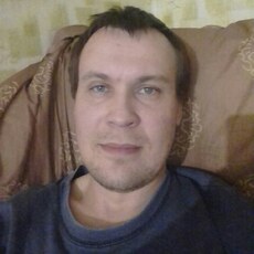 Саша, 24, Стаханов