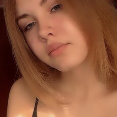 Люба, 21, Вятские Поляны