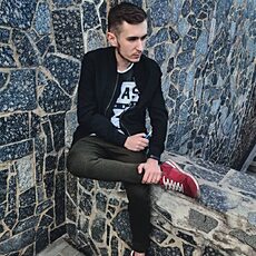 Платоша, 26, Ачинск