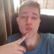 Игнат, 22, Сватово