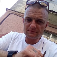Гриша, 40, Дно