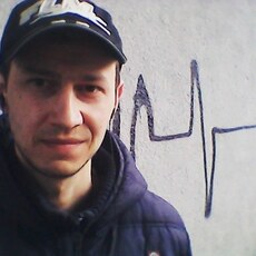 Толя, 37, Купино
