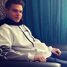 Рома, 21, Назарово