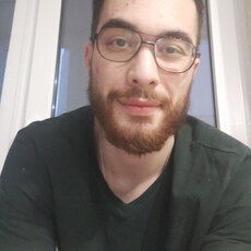 Саша, 29, Соледар