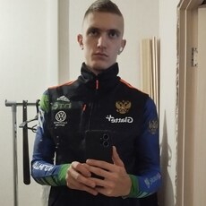 Иван, 23, Тобольск