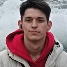 Артур, 21, Чухлома