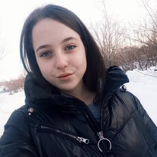 Ева, 25, Санкт-Петербург