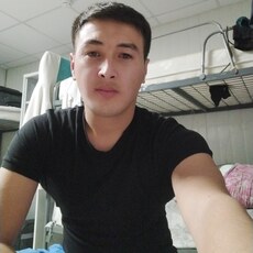 Мирон, 28, Жуков