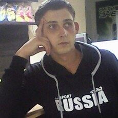 Дима, 30, Отрадный