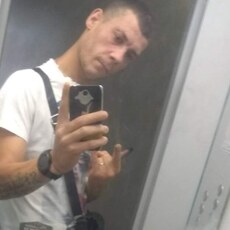 Павел, 31, Туринск