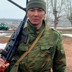 Иван, 35, Марьинка