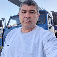 Толя, 40, Каменногорск