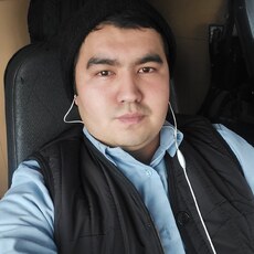 Вася, 31, Чекалин