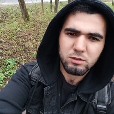 Яша, 24, Туринск