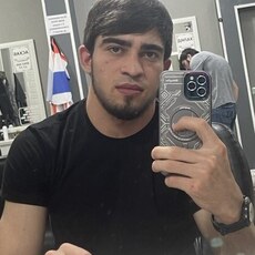Макс, 25, Тихвин