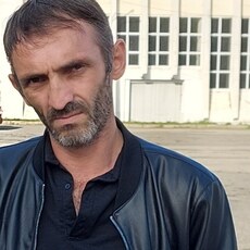 Толя, 44, Елец
