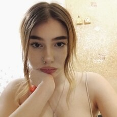 Алина, 22, Нязепетровск