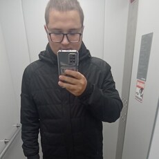 Нестор, 21, Макеевка