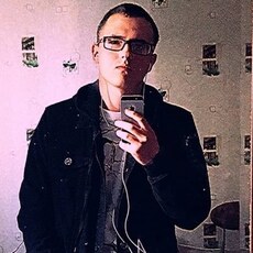 Аркадий, 24, Сватово