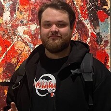 Илья, 27, Светогорск