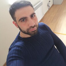 Андрей, 30, Рошаль