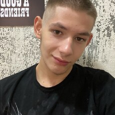 Василий, 20, Тюмень