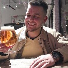 Слава, 21, Партизанск