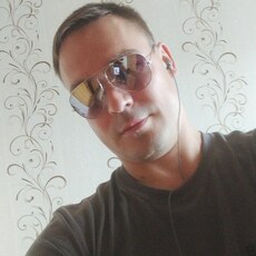 Юра, 31, Воткинск