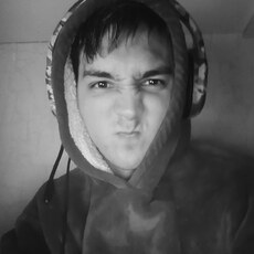 Клим, 26, Лихославль