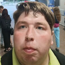 Вадим, 25, Новый Уренгой