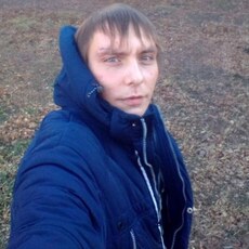 Олег, 31, Ревда