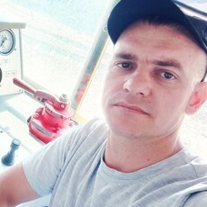 Эдик, 31, Донецк (ДНР)