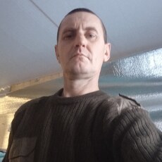 Юрий, 38, Первомайск (ЛНР)