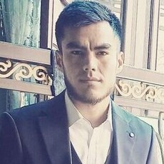 Валера, 28, Невьянск