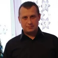 Юлиан, 40, Новоульяновск