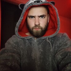Анатолий, 28, Феодосия