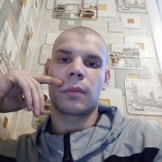 Григорий, 23, Тында