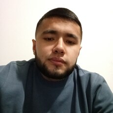 Валентин, 27, Белозерск