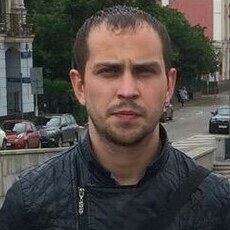 Адриан, 35, Арамиль