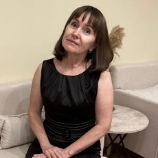 Алёна, 57, Калуга