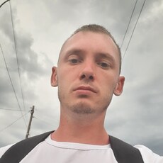 Адриан, 31, Верхний Тагил