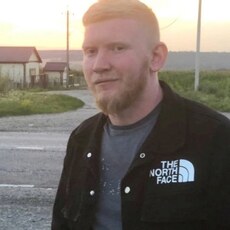 Харитон, 30, Ачхой-Мартан