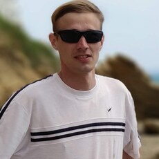 Лев, 36, Яровое