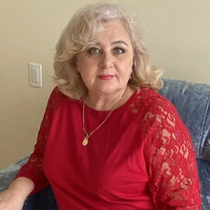 Юля, 51, Отрадный
