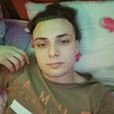 Филипп, 22, Мураши
