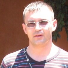 Иван, 45, Суворов