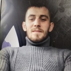 Лёня, 25, Байкальск